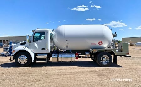 3,499 Gallon Blueline Bobtail Driver Side View