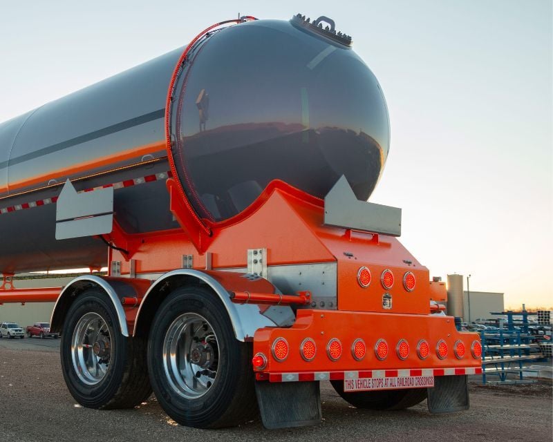 Custom aluminum bumper on transport trailer