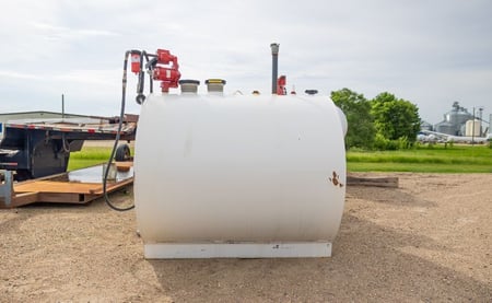 1000 Gallon Skid Tank View 1