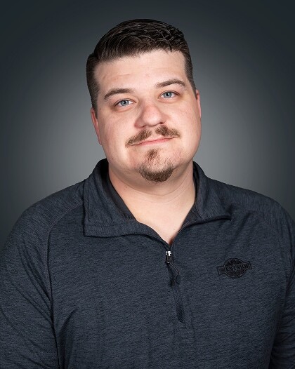Colton Hayes headshot