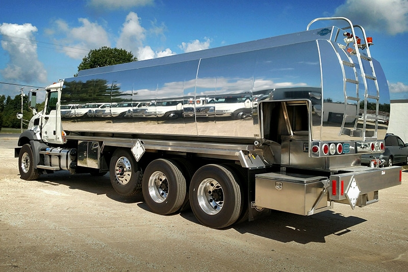 Refined Fuel Delivery Trucks, Transtech™ Tank