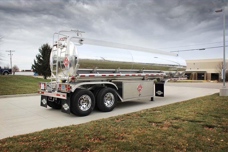 Transtech Distribution Trailer - SDT Model - 6,500 gallon semi-trailer - Westmor